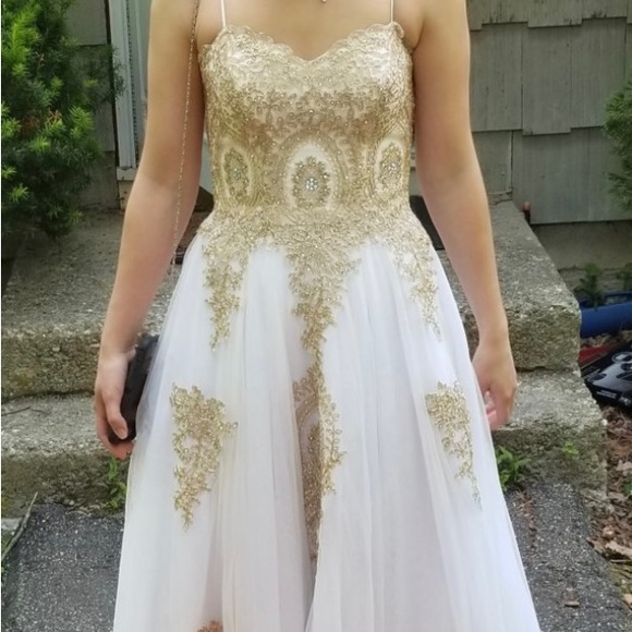 LAST CALL Beautiful strapless prom dress or formal gown - Picture 7 of 9